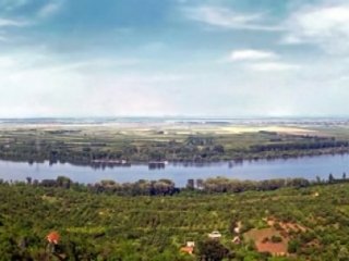 Tuna Nehri'nde 100 Bin Avro Bulundu