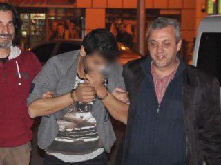 Sahte polisler, gerçek polislerden kaçamadı