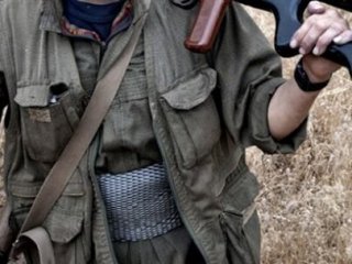 8 Terörist Teslim Oldu