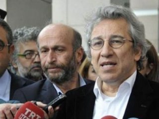 Dündar ve Gül aynı hücrede kalacak