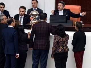 HDP'liler Divan'a Yürüdü!