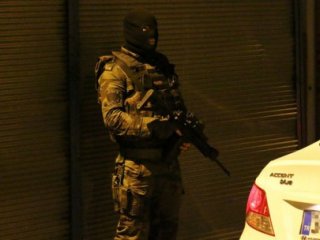 İstanbul'da Helikopter Destekli Operasyon