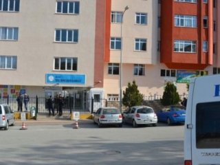 FETÖ'nün 3 Dershanesi 1 Okulu Kapatıldı