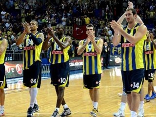 Fenerbahçe Zirvede Bitirdi