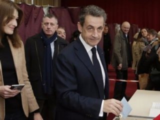 Fransa'da aşırı sağ ikinci turdan eli boş döndü