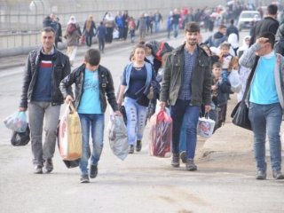 Vatandaşlar Cizre ve Silopi'yi terk ediyor