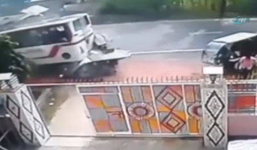 Katliam Gibi Kaza Kamerada