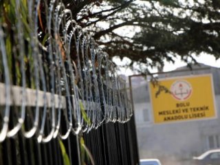 Lisede Jiletli Tel Önlemi