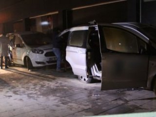 İstanbul'da 3 İlçede 8 Araç Kundaklandı