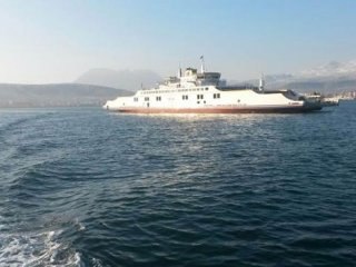 Van Gölü Feribotu Test Edildi