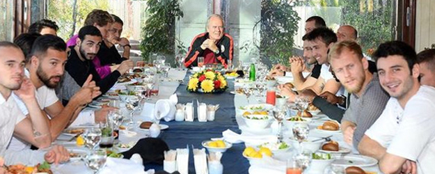 Galatasaray'da 35 Binlik Balık Kavgası