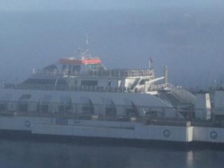 Feribotlar Sise Takıldı