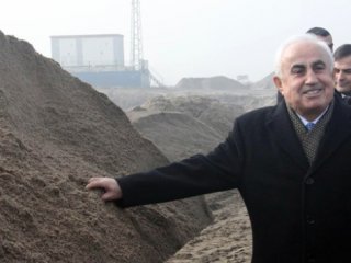 Dursun Ali Şahin Yine Güldürdü!