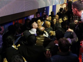 CHP'de olaylı kongre!