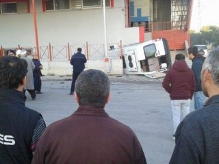 Bursa’da Öğrenci Servisi Kaza Yaptı: 10 Yaralı