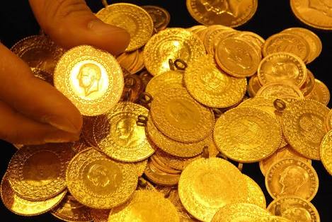 Altın fiyatları son durum ne yükseldi mi? Çeyrek altın kaç tl 30 Aralık