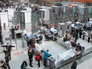 Rusya'ya Giden 11 Türk Yolcu Geri Gönderildi