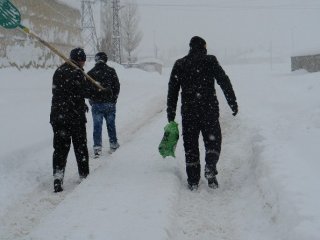 Terör Mağduru İlçeyi Kar Vurdu