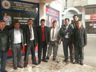 Engellilere İndirimli Umre Ziyareti