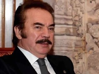 Gencebay: 12 Eylül'e Allah razı olsun diyenlerdenim