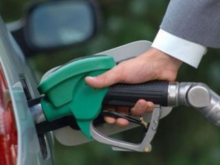 Benzine İndirim Geldi
