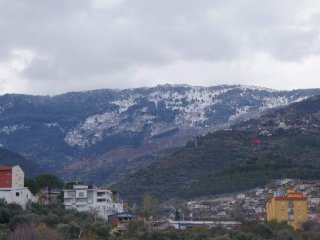 Madran Dağı Beyaza Büründü