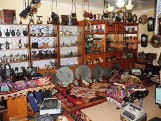 Evini Müzeye Çevirdi