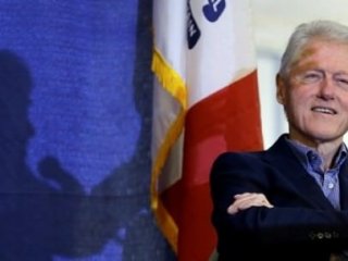 ABD'de Bill Clinton Da Sahneye İndi