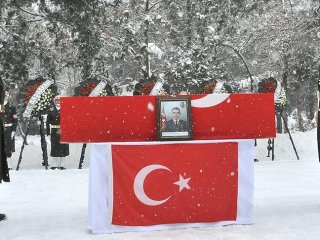 Kar Altında Şehit Töreni