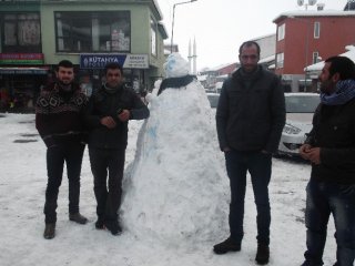 Esnafın Kardan Adam Keyfi