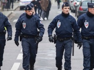 Fransa'da Polislere Olağanüstü Düzenleme!