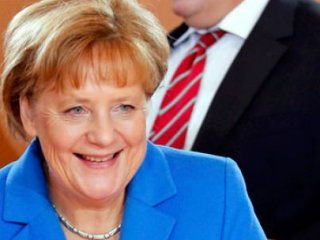 ABD'den Merkel'e Ödül!