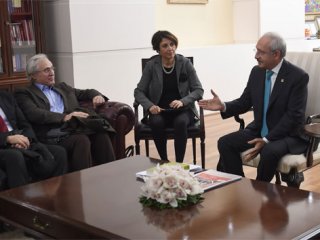 Kılıçdaroğlu 'Barış Savunucuları' ile görüştü