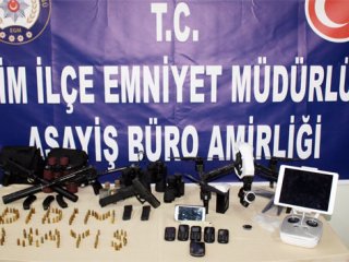 Ev değil cephanelik