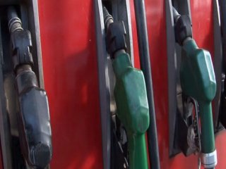 Petroldeki rekor düşüş pompaya yansımadı