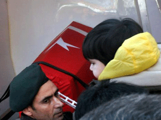 Şehit Babasının Tabutuna Bakışı Yürekleri Burktu