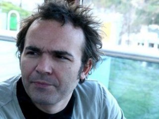 Oyuncu Engin'i Soydular!