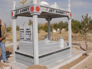 'Jet Ahmet' Hayatını Kaybetti