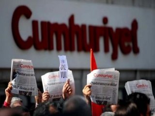 Cumhuriyet'ten Şaşırtan Hebdo Çıkışı!