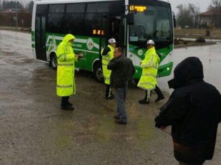 Polisten Öğrenci Servislerine Denetim