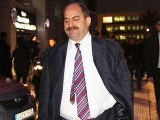 Cenaze Bahane Tatil Şahane