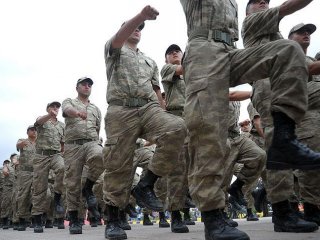 Askerler O Yükten Kurtuldu