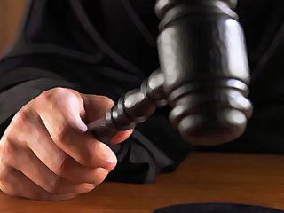 Görevden uzaklaştırılan öğretim görevlisine soruşturma