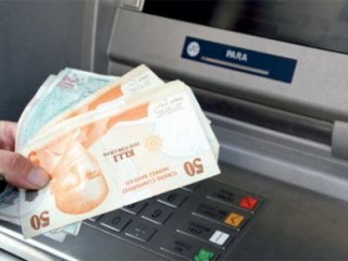 Bankamatikten Para Çekerken Dikkat!