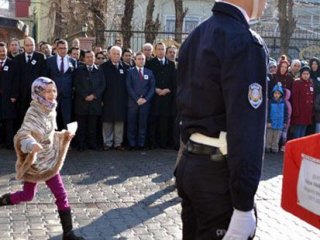 Şehidin Kızından Yürek Dağlayan Feryat