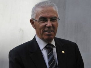 Eski Orgeneral Bildiriye İmza Atan Kızını Savundu