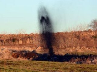 Tarladan Petrol Fışkırdı!