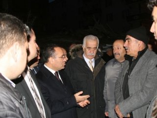 Bakan Bozdağ Mağdurları Dinledi