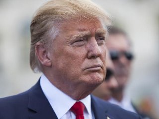 Trump'a Karşı 575 Bin İmza Toplandı