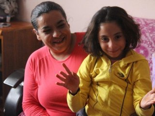 Küçük Melek’in Yüzü Artık Gülecek